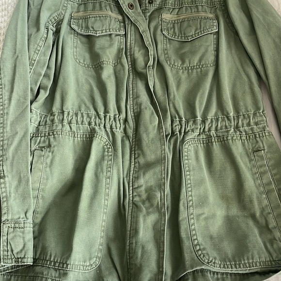 Women’s light green jacket size Medium - Picture 3 of 4